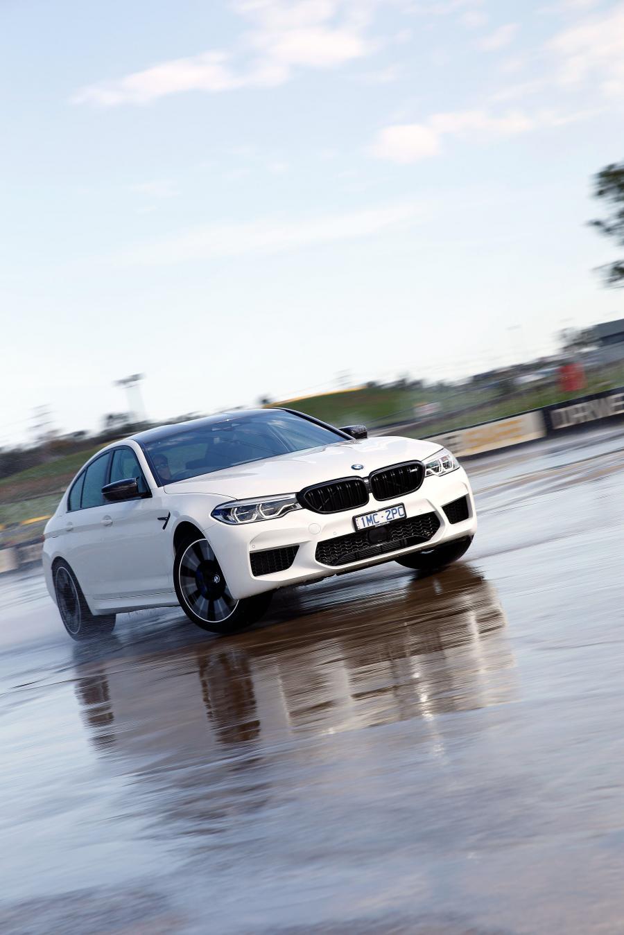  BMW M5 Competition (F90) 2018 года  (AU) (фото 26 из 29)